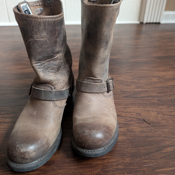 Frye Brown Leather Boots - Picture 5 of 8